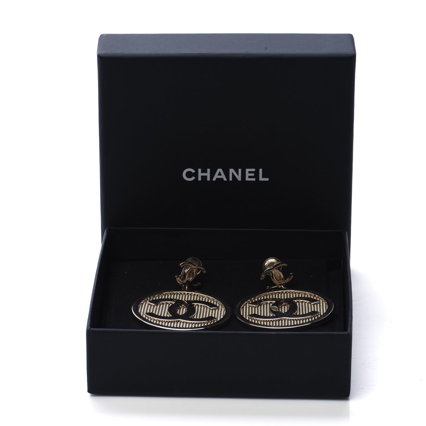Metal Mesh Circle CC Clip On Earrings Gold