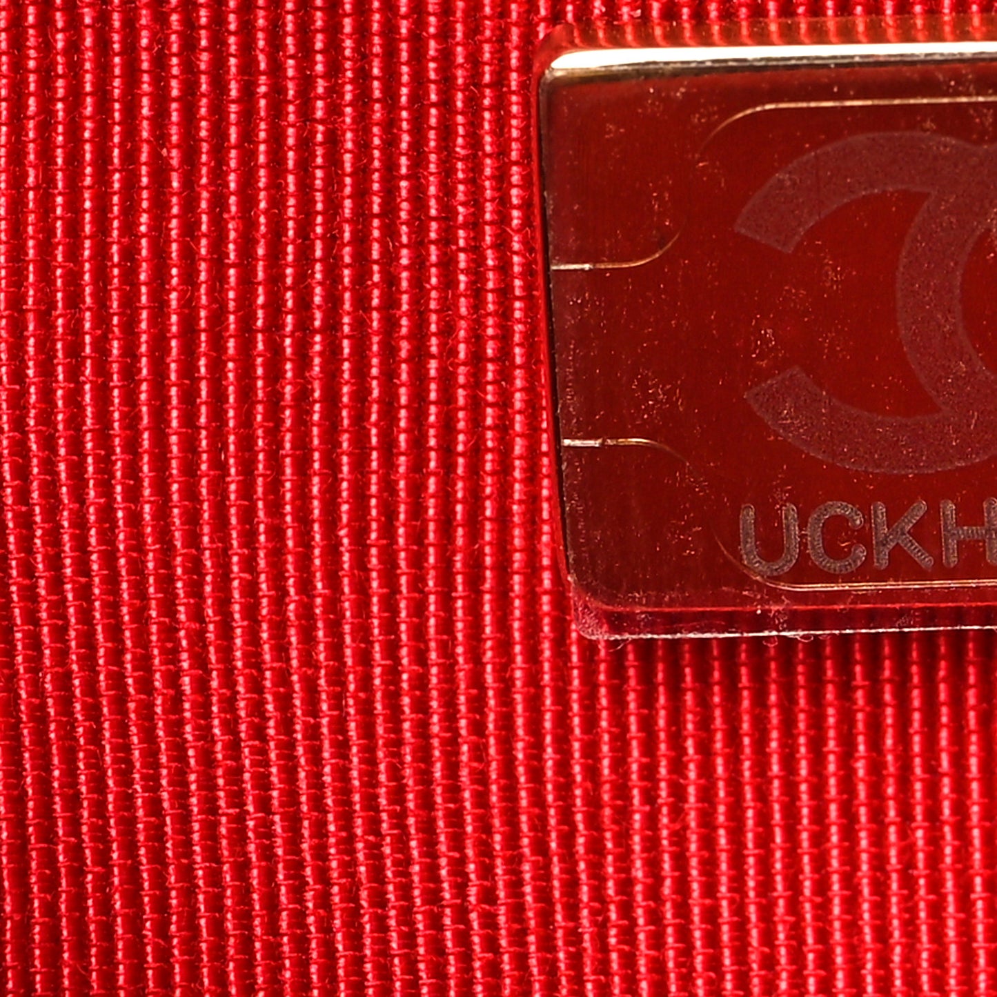 Caviar Quilted Wallet On Chain WOC Red