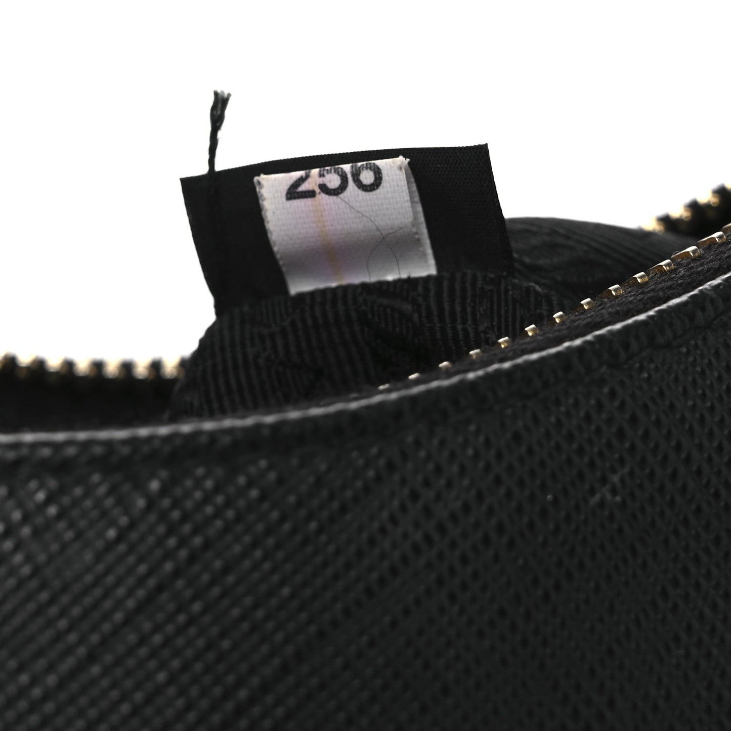 Saffiano Lux Re-Edition 2005 Shoulder Bag Black
