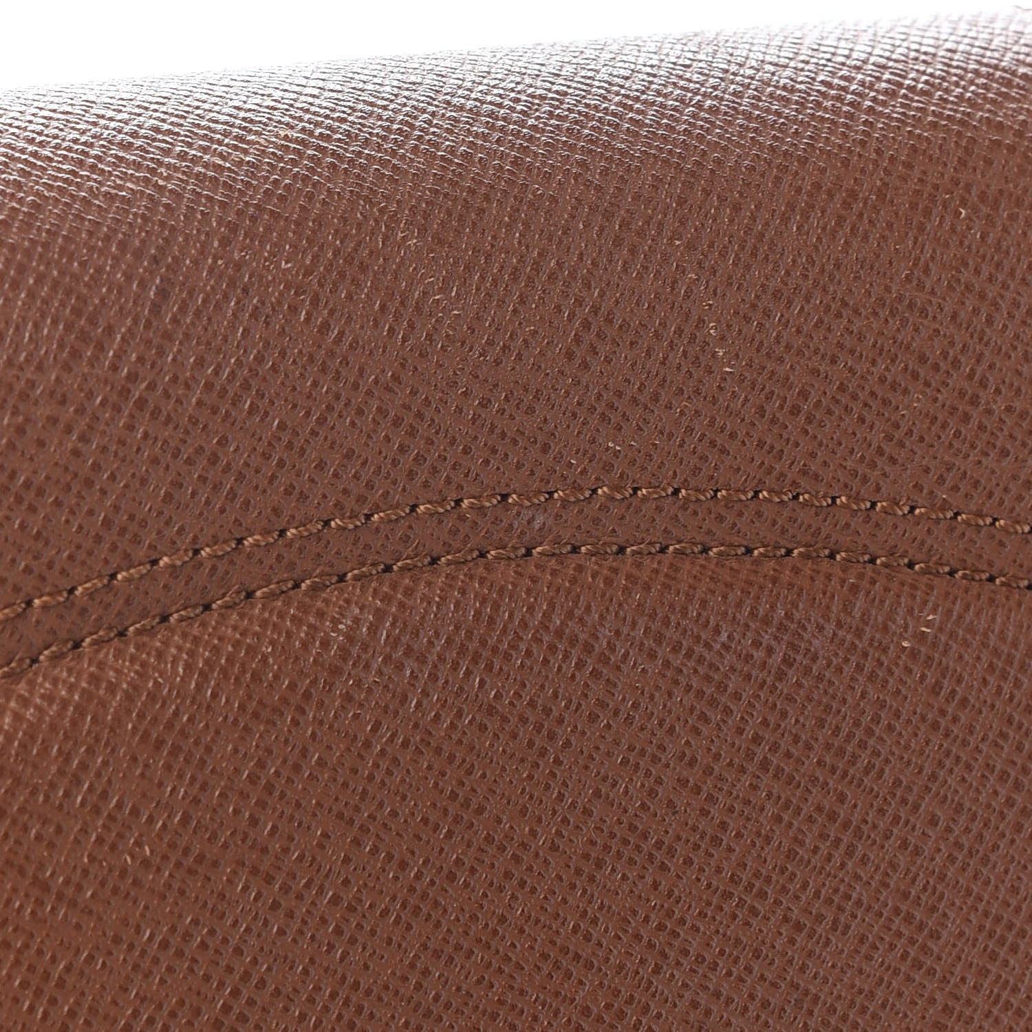 Louis Vuitton Monogram Courcelles 9 of 15