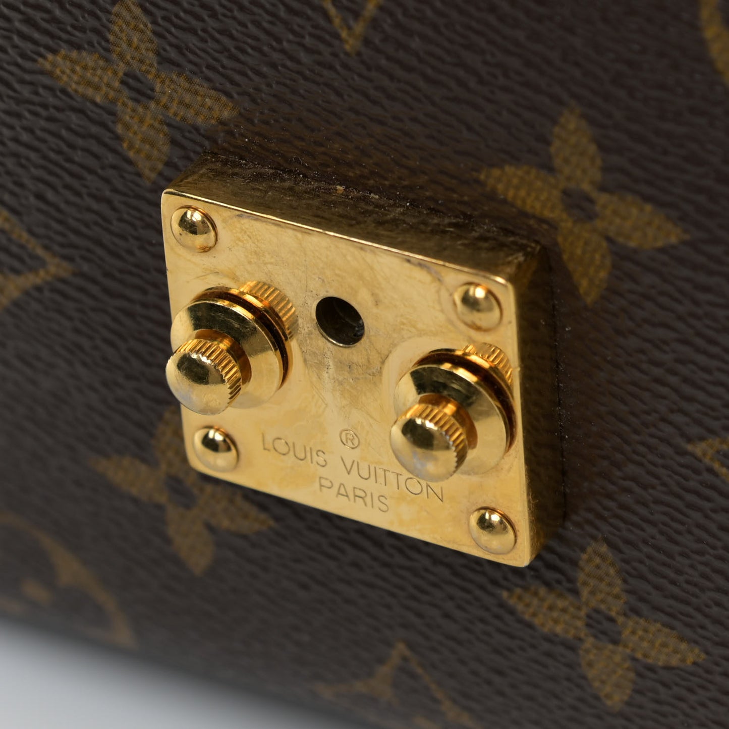 Monogram Pochette Metis