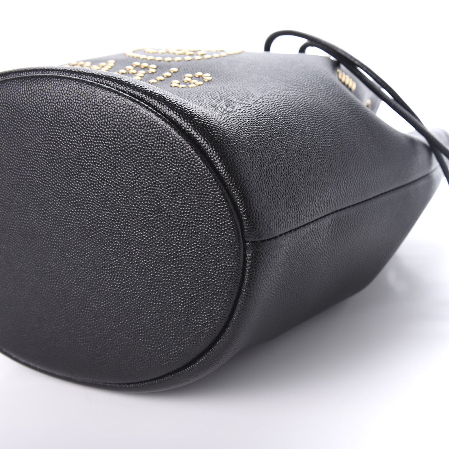 Caviar Deauville Drawstring Bucket Bag Black