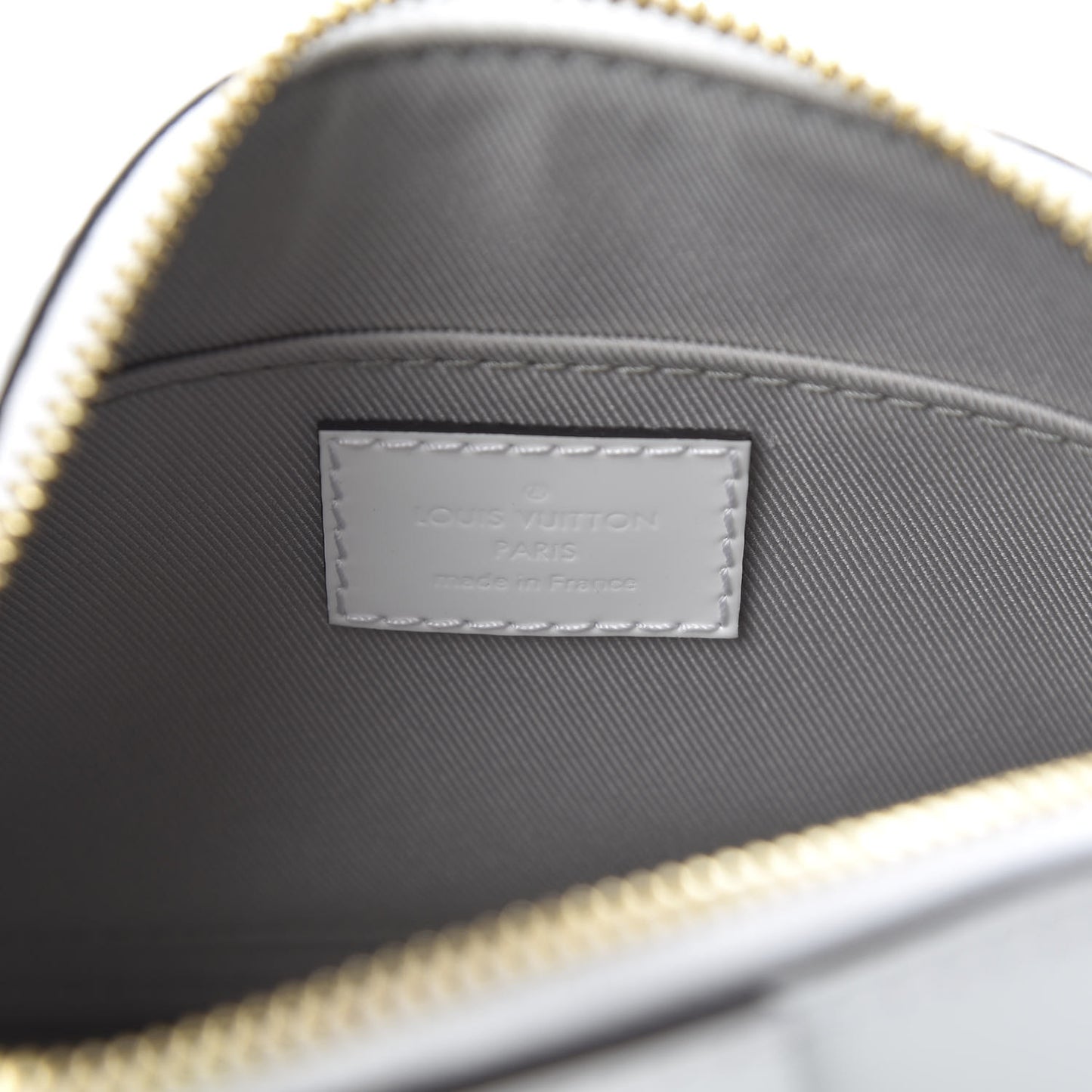 Patent Monogram Alma Mini Snow