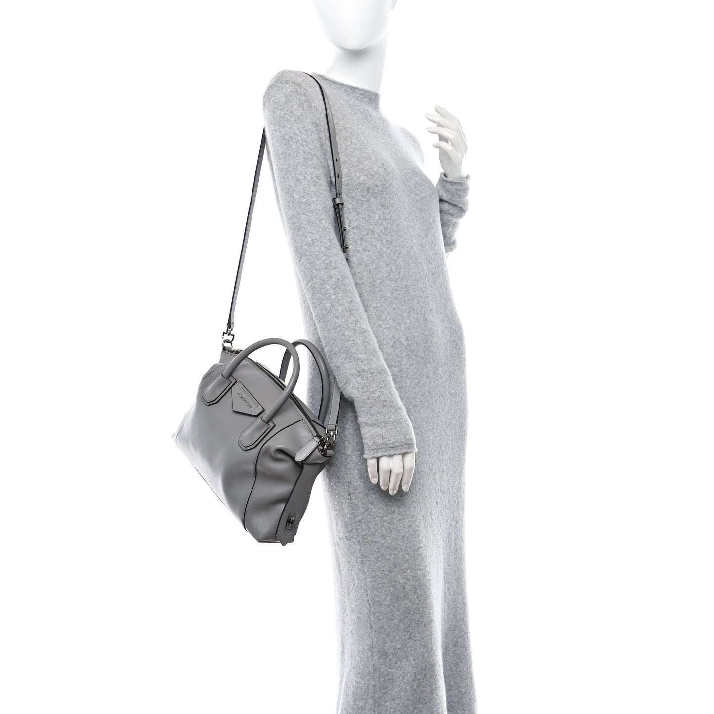 Calfskin Small Soft Antigona Pearl Grey
