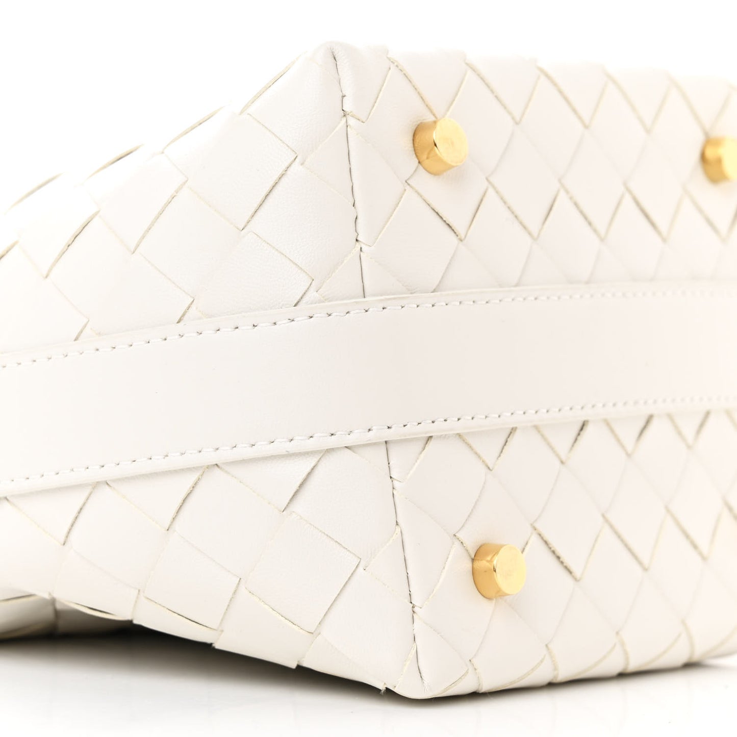 Calfskin Nappa Intrecciato Candy Wallace White