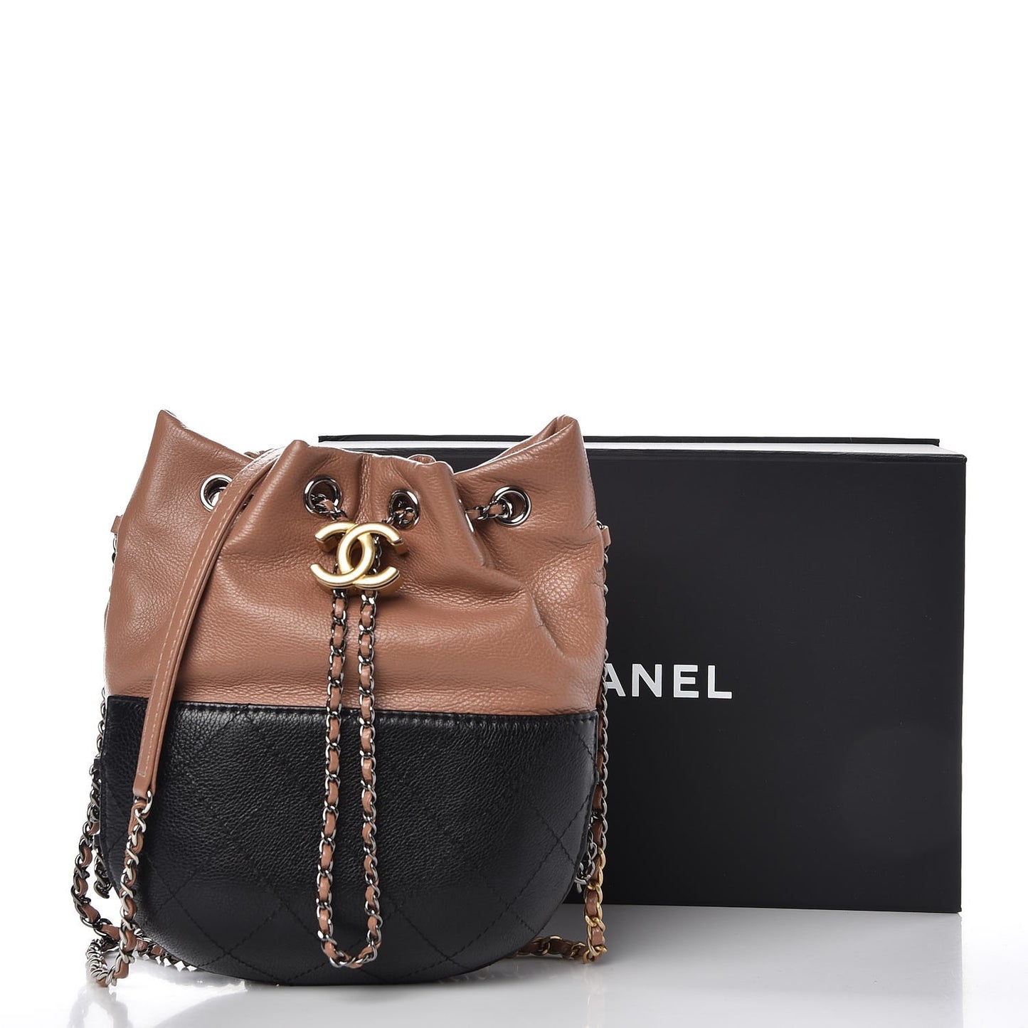 Calfskin Quilted Small Gabrielle Bucket Beige Black