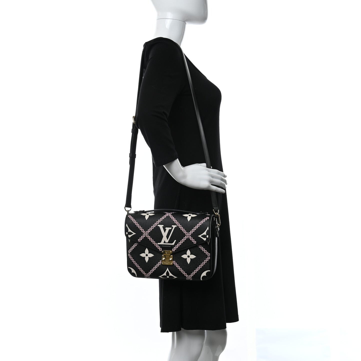 Empreinte Monogram Giant Broderies Pochette Metis Black