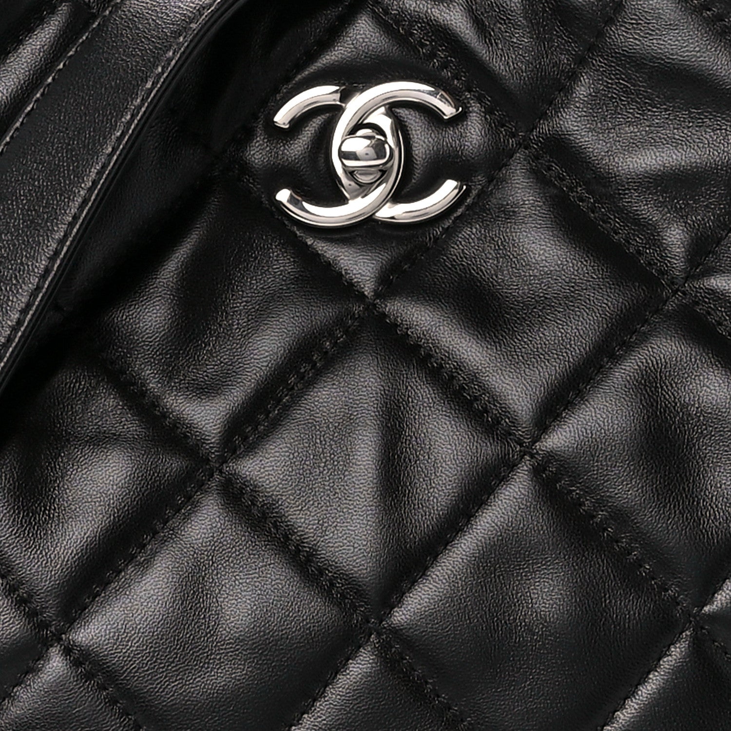 Chanel Lambskin Chain Rows Quilted Chain Hobo Black 9 of 11