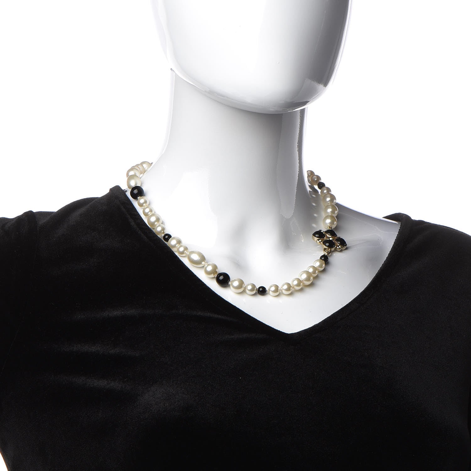 Chanel Pearl Enamel Gripoix CC Necklace 2 of 6