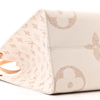 Louis Vuitton Monogram Dune Giant Onthego MM 8 of 11