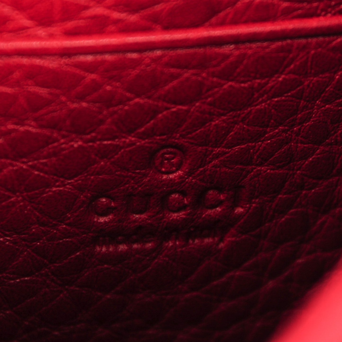 Calfskin GG Marmont Chain Wallet Vulcanic Red