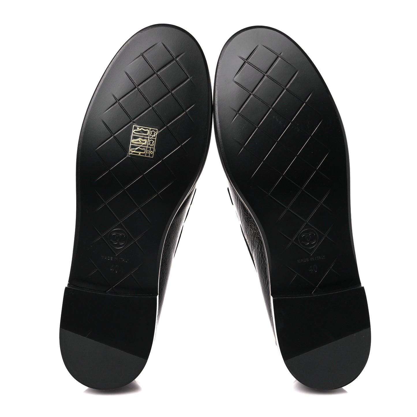 Crumpled Shiny Lambskin Quilted CC Turnlock Loafers 40 So Black