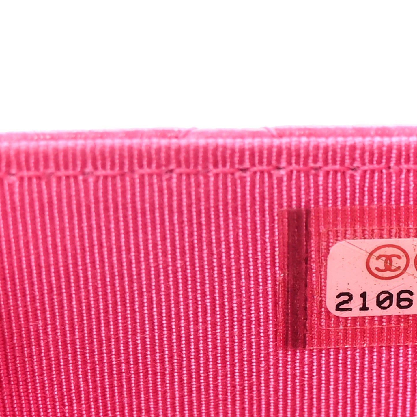 Caviar Quilted Wallet on Chain WOC Pink
