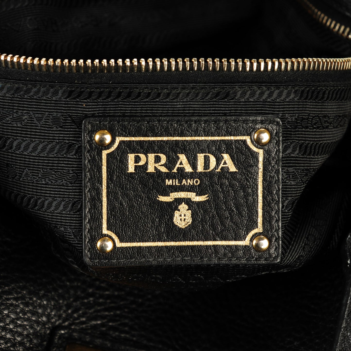 Vitello Daino Shoulder Bag Nero Black