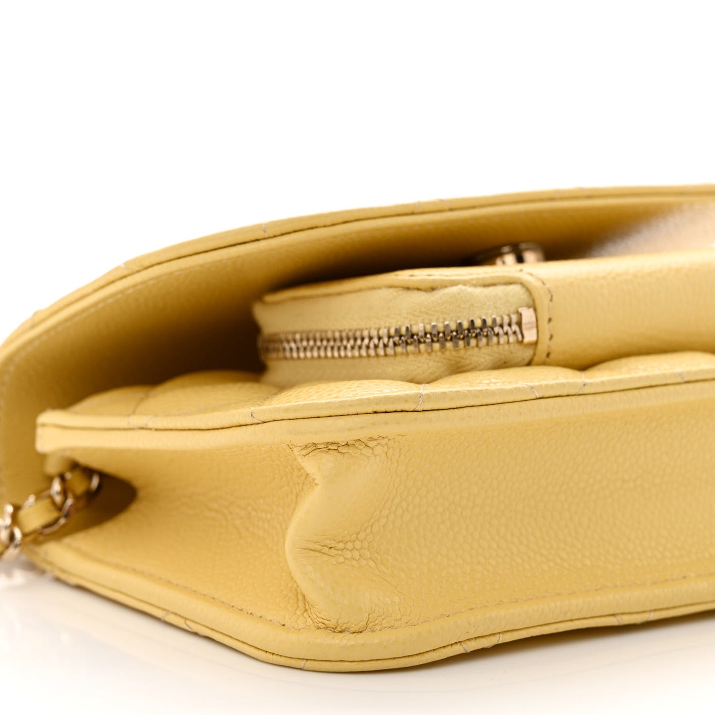Caviar Quilted Business Affinity Clutch With Chain Flap Yellow