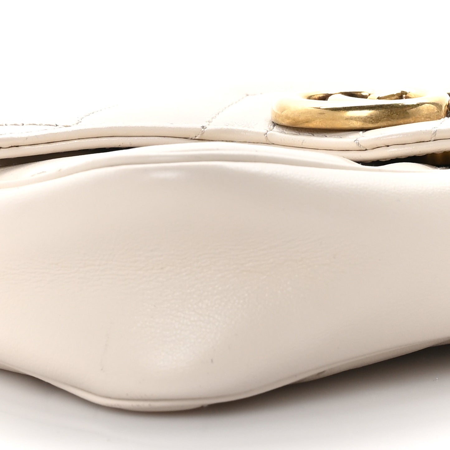 Calfskin Matelasse Super Mini GG Marmont Shoulder Bag White