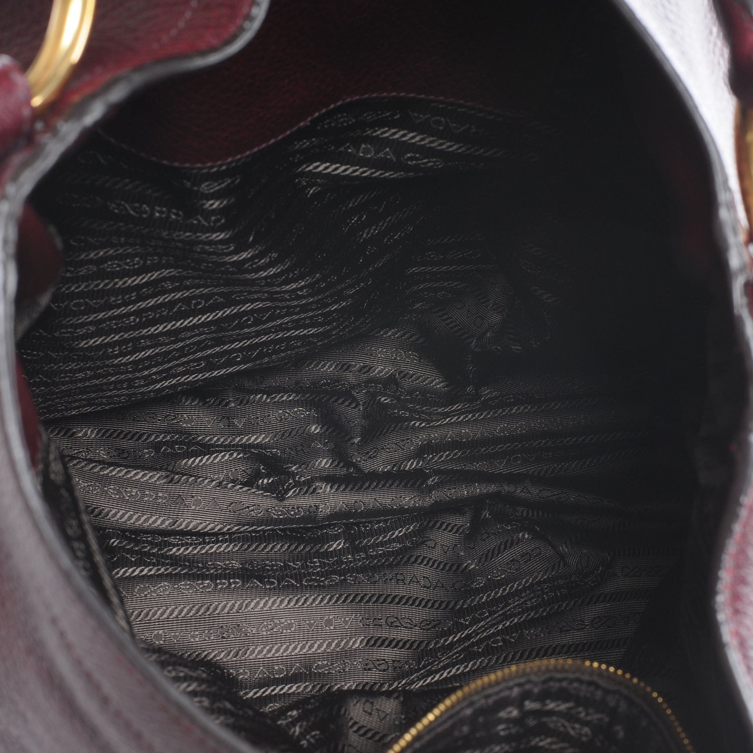 Prada Vitello Daino Hobo Amaranto 8 of 8