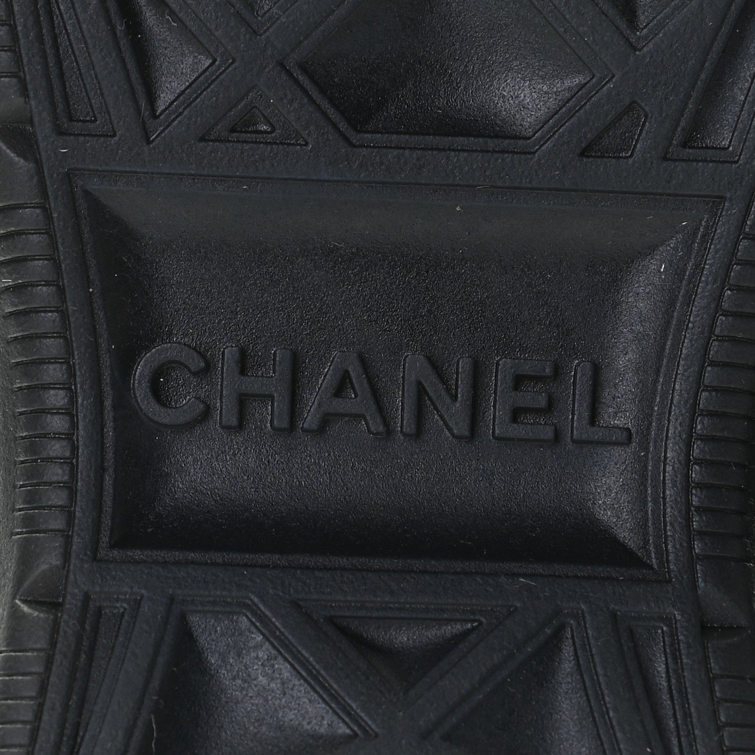 Chanel Suede Calfskin Mixed Fibers CC Sneakers 39.5 Black Dark Grey 7 of 11