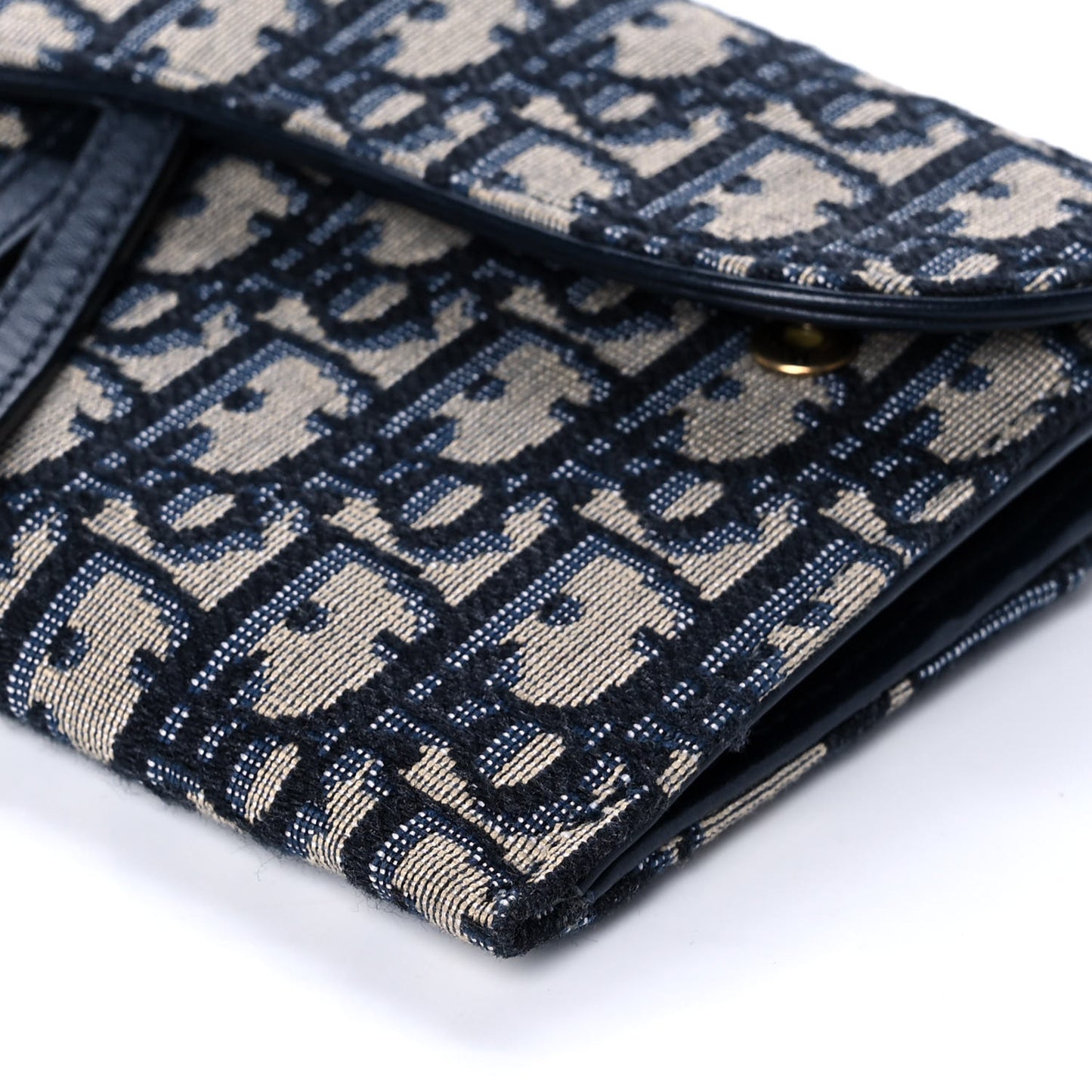 Oblique Saddle Chain Long Wallet Blue