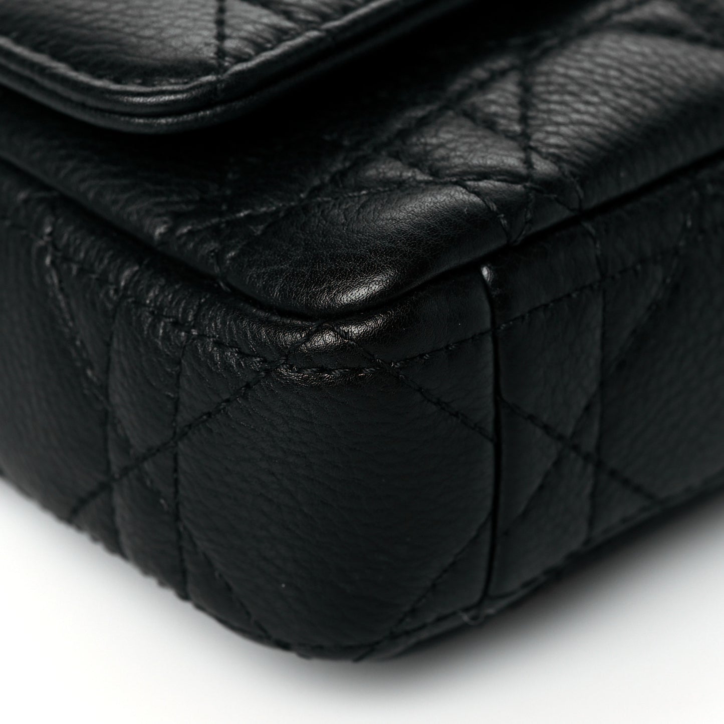 Supple Calfskin Cannage Caro Pouch with Chain Black