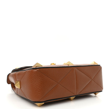Valentino Garavani Grained Calfskin Medium Roman Stud Shoulder Bag Selleria 4 of 9