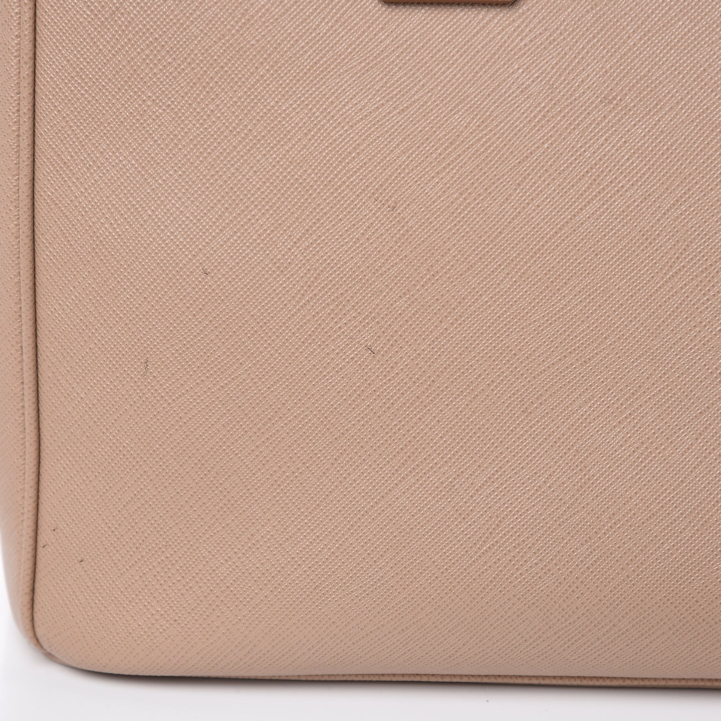Saffiano Medium Galleria Double Zip Tote Cammeo