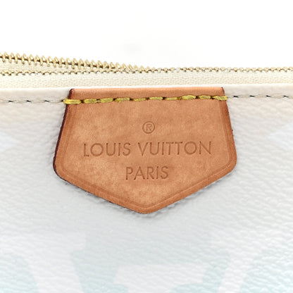 Louis Vuitton Monogram Giant By The Pool Multi Pochette Accessories Blue 17 of 17