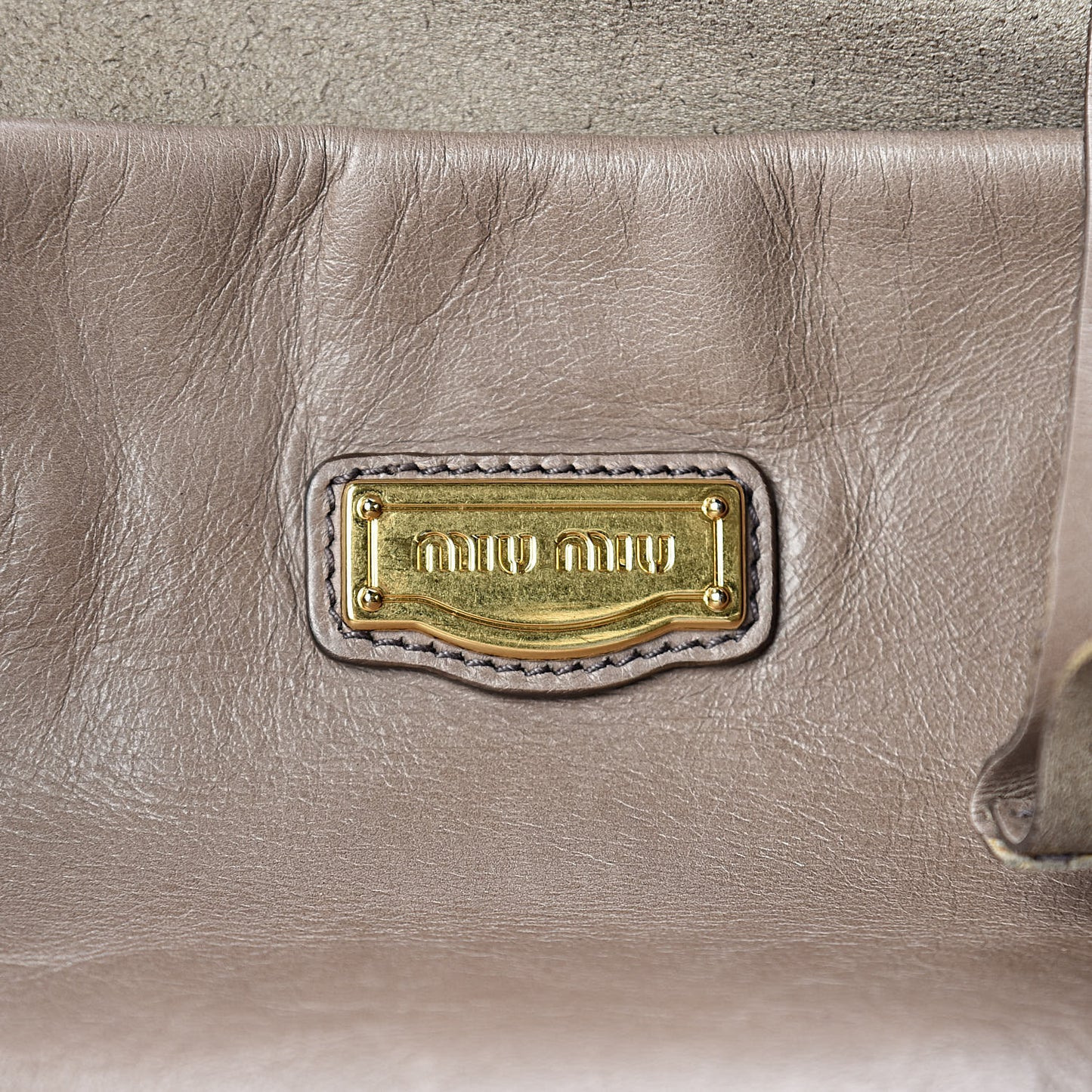 Vitello New Calfskin Shopping Tote Pietra
