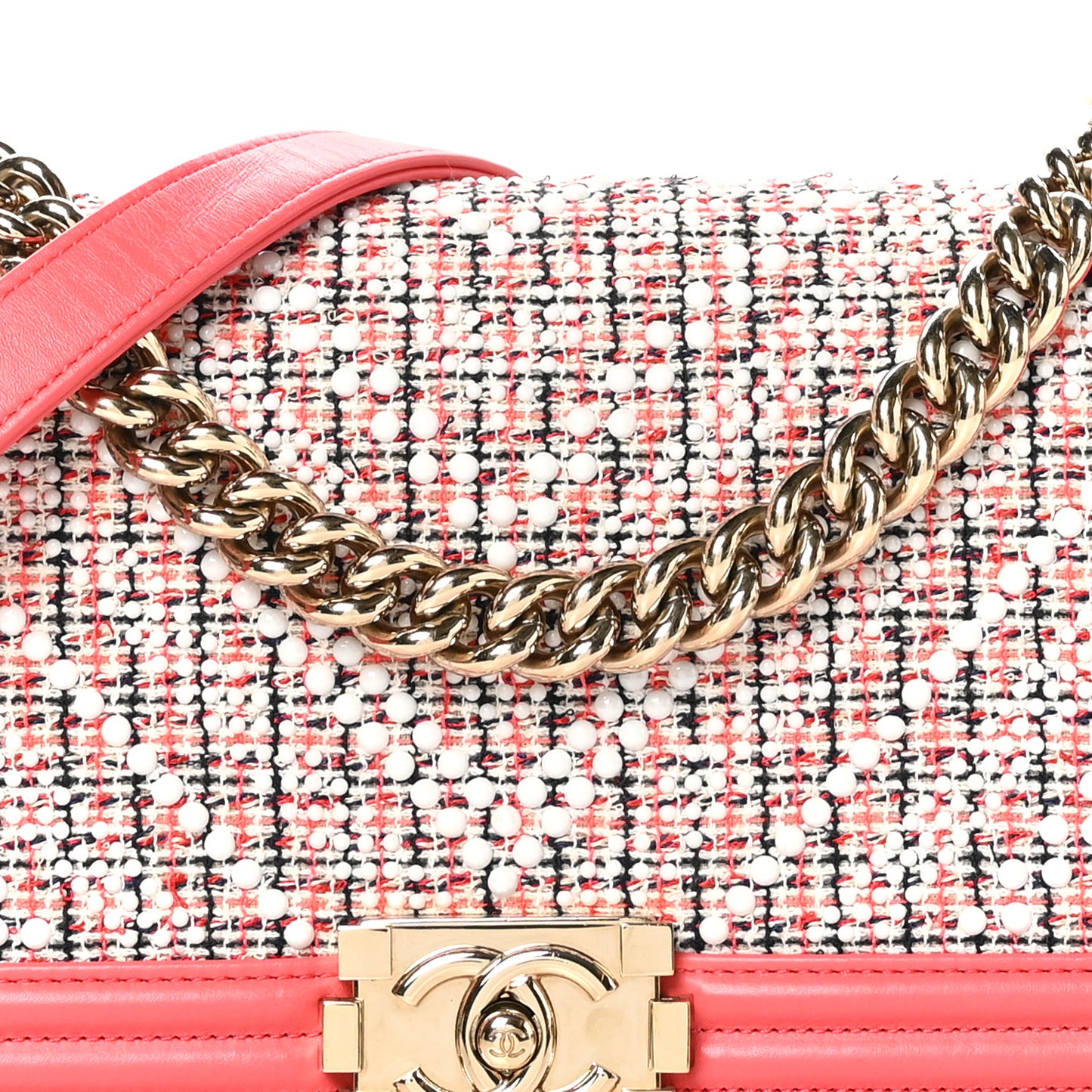 Lambskin Tweed Pearl Chevron Medium Boy Flap Pink