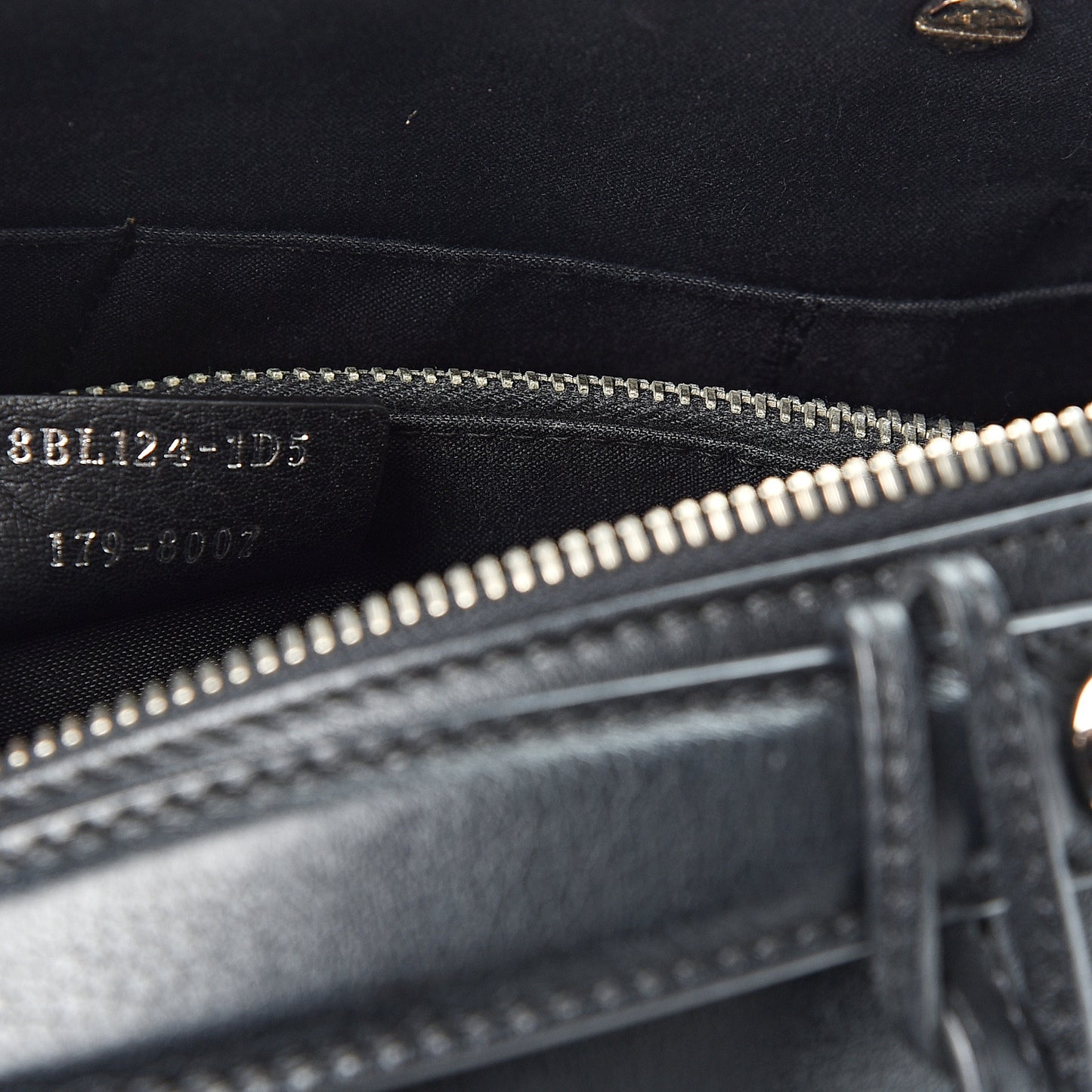 Vitello Dolce Medium By The Way Boston Bag Black