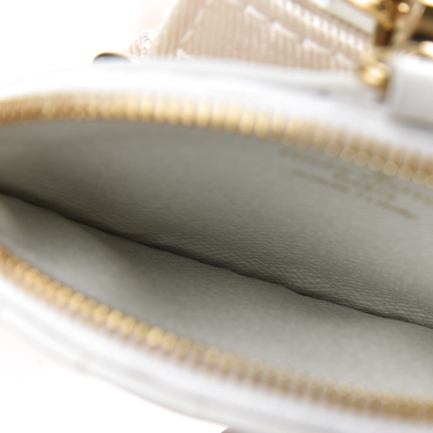 Louis Vuitton Calfskin New Wave Multi Pochette Snow 5 of 11
