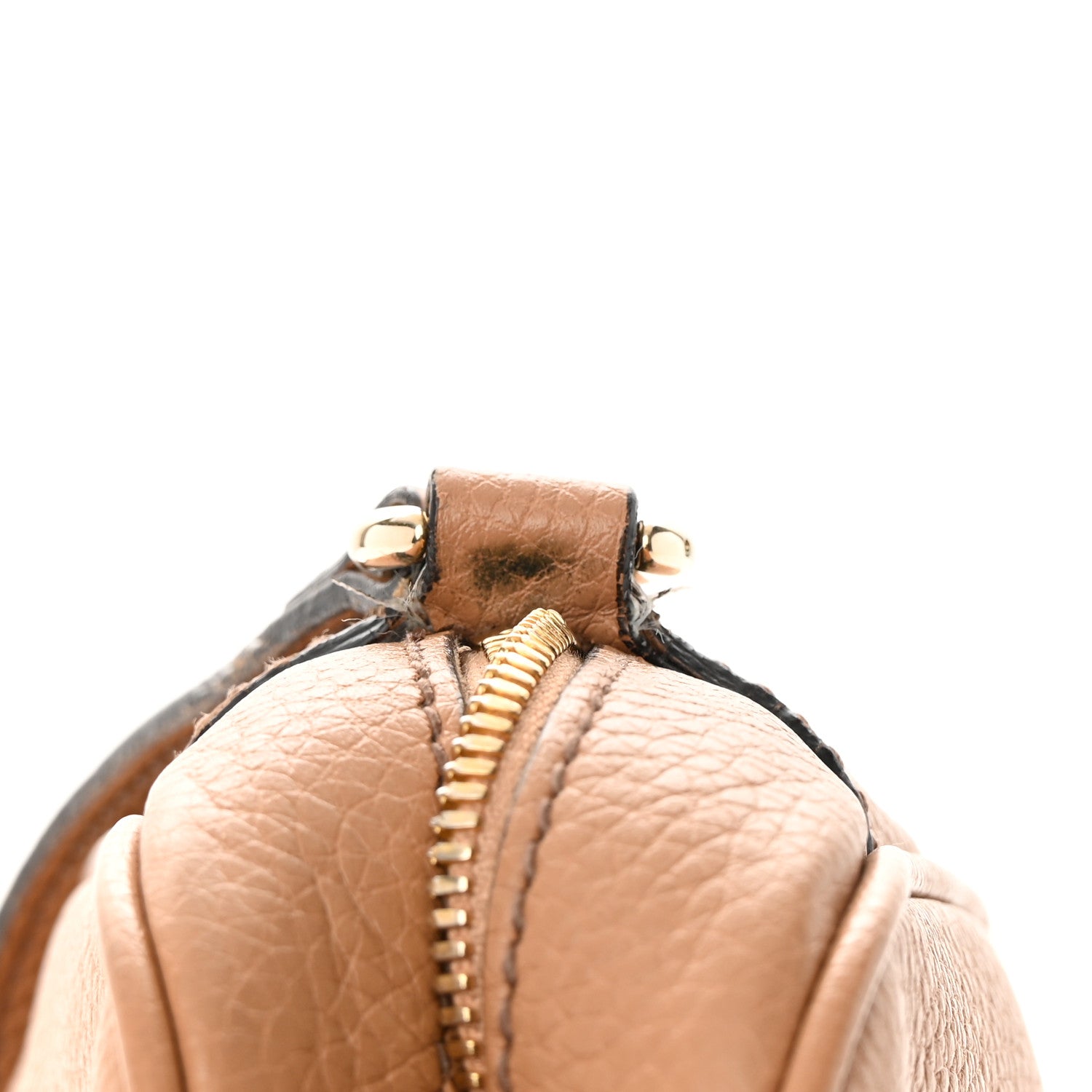 Gucci Pebbled Calfskin Small Soho Disco Bag Camelia 22 of 22