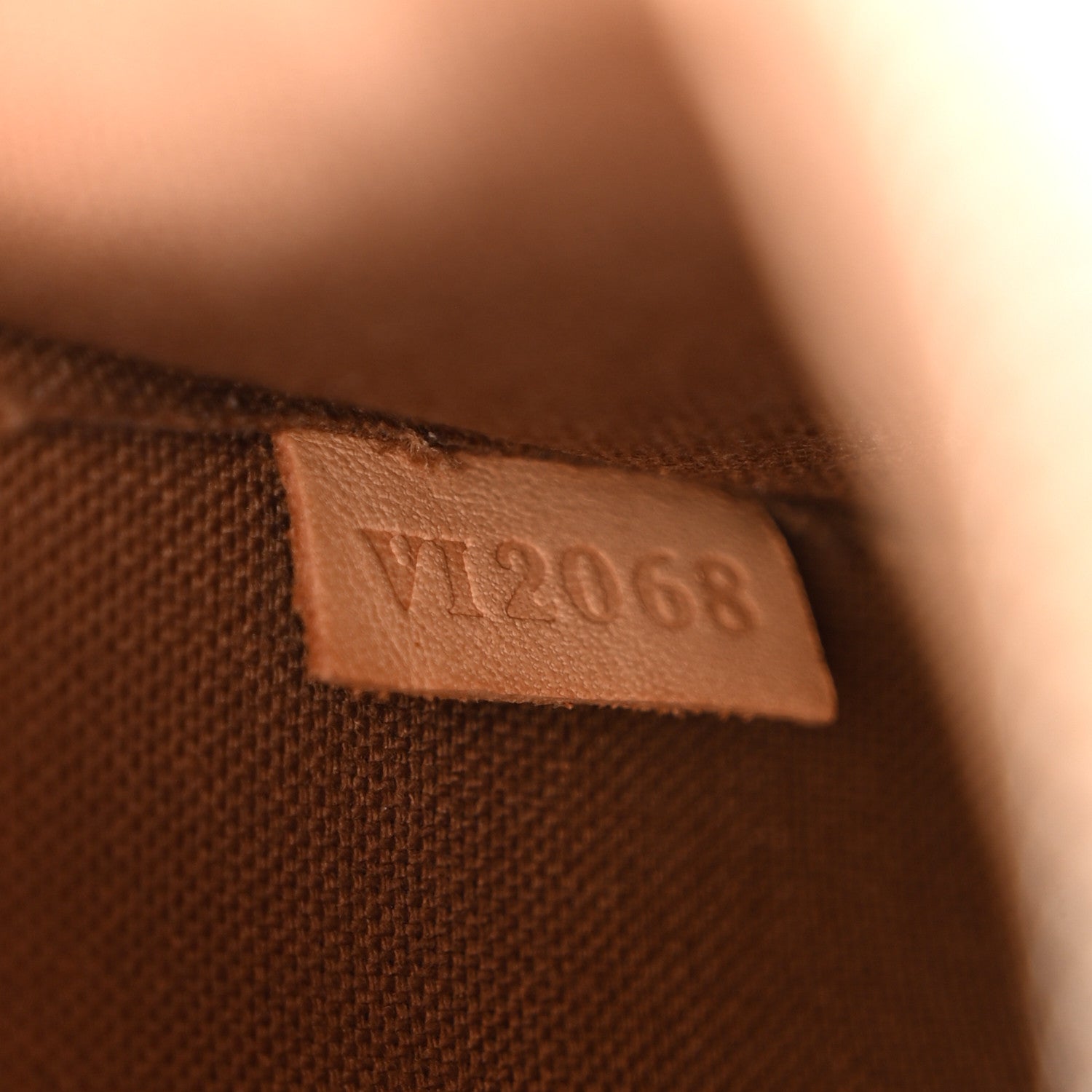 Louis Vuitton Monogram Popincourt 7 of 19