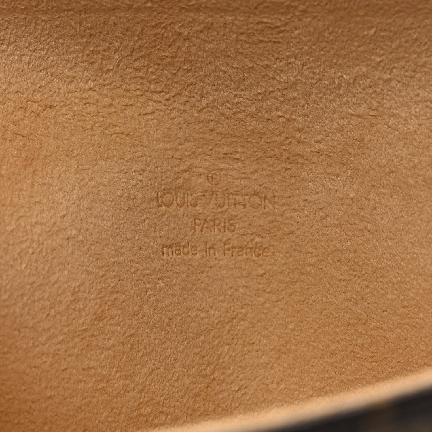 Louis Vuitton Monogram Pochette Florentine M 6 of 11