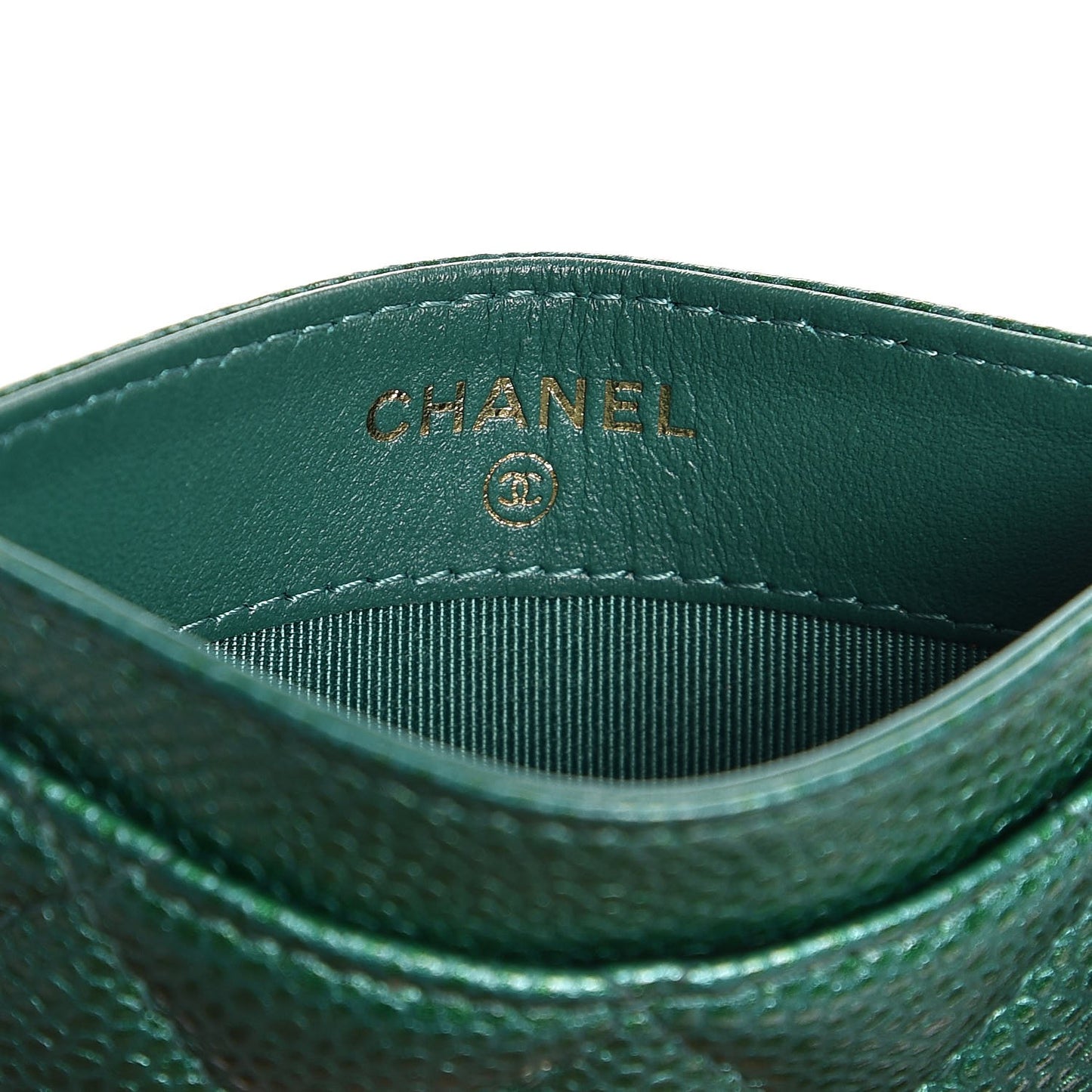 Metallic Caviar Quilted Card Holder Green