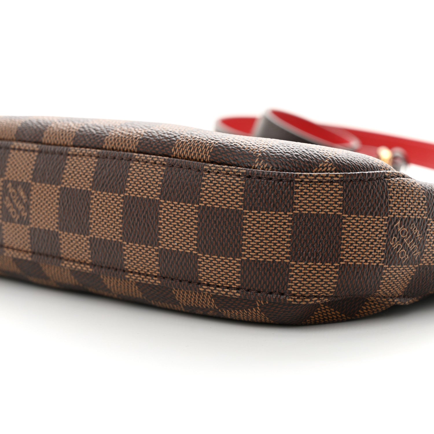 Louis Vuitton Damier Ebene South Bank Besace 10 of 11