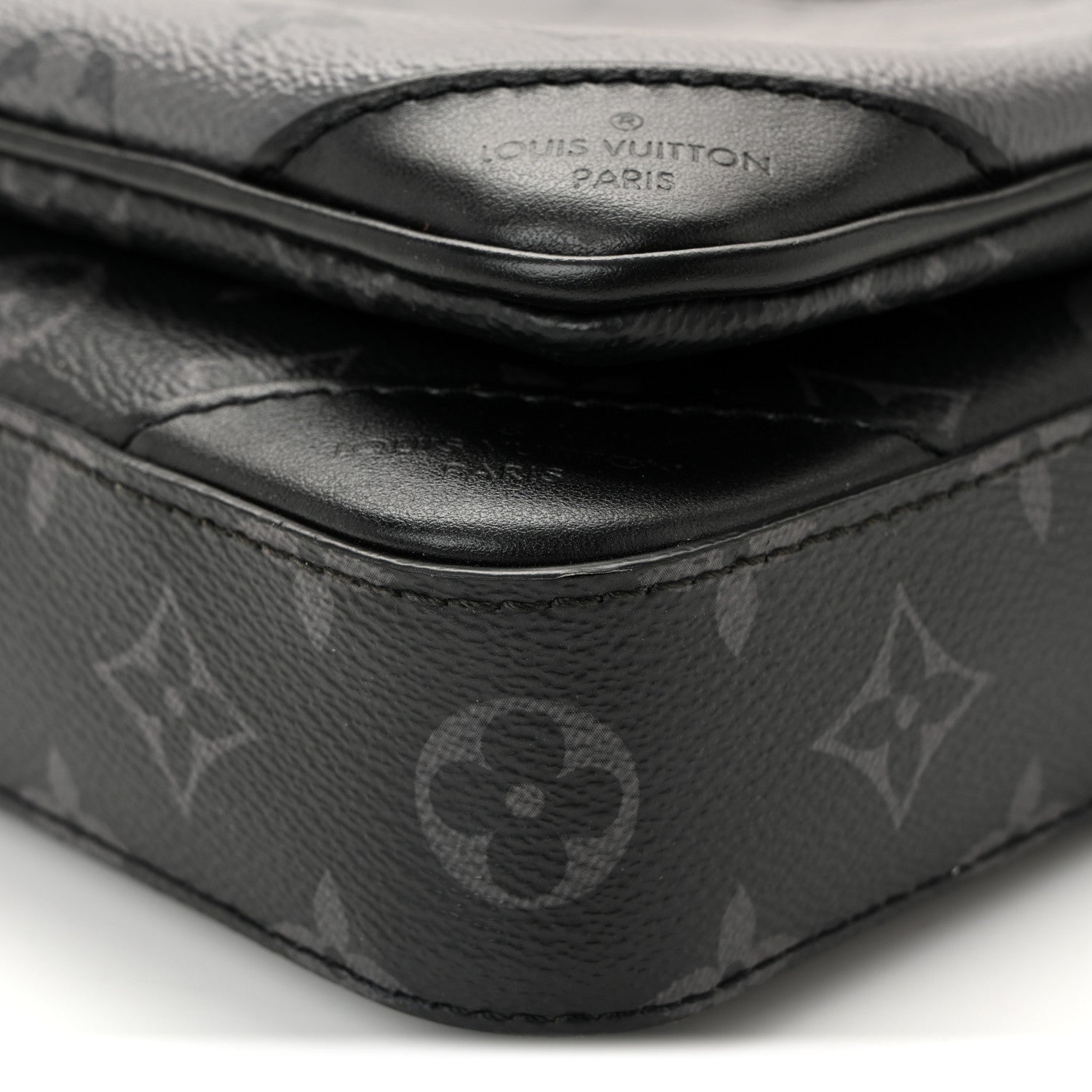Louis Vuitton Reverse Monogram Eclipse Trio Messenger 9 of 10