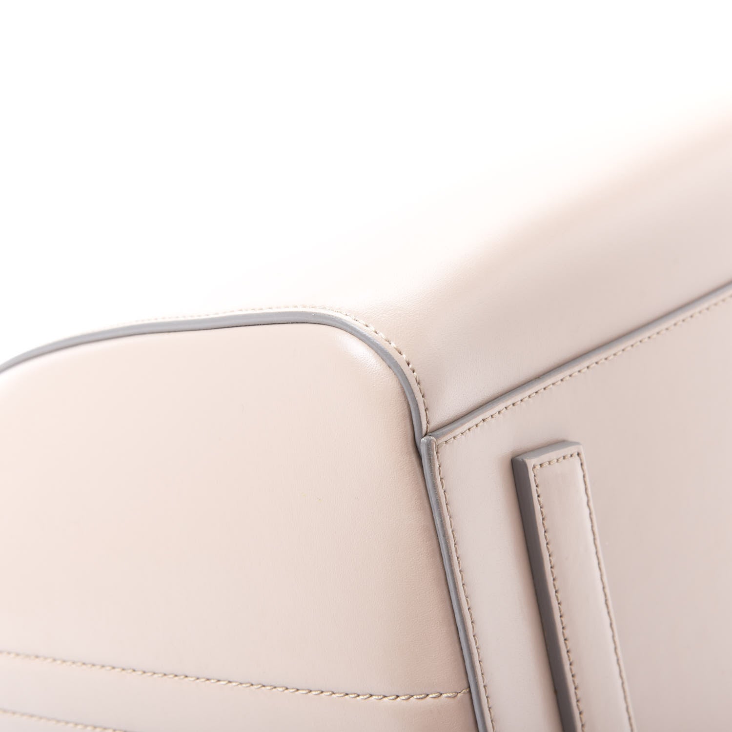 Givenchy Shiny Lord Calfskin Medium Antigona Beige 7 of 11