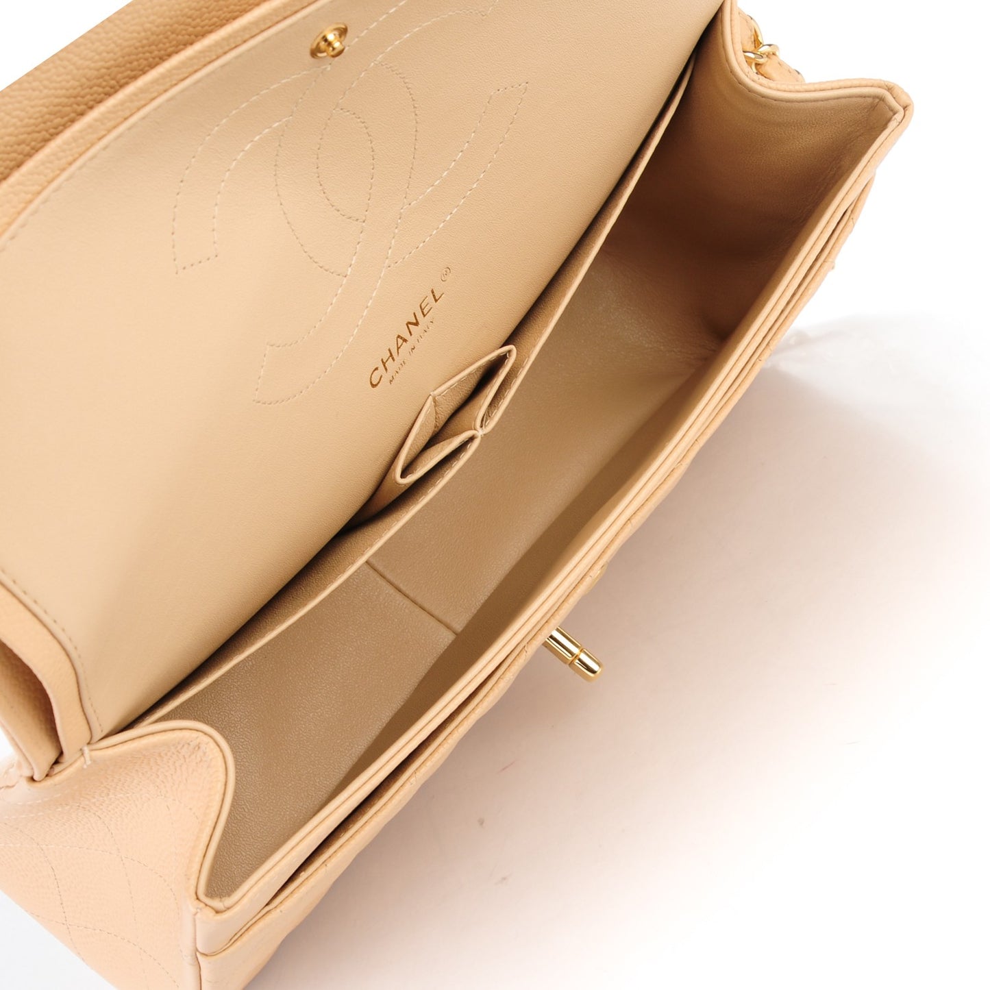 Caviar Quilted Jumbo Double Flap Beige Clair