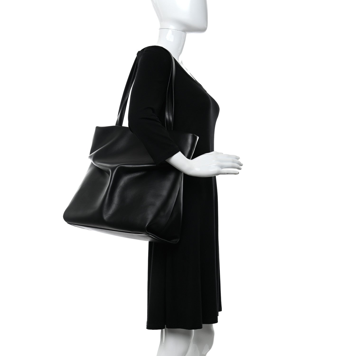 Chloe Calfskin Judy East West Tote Black 2 of 8