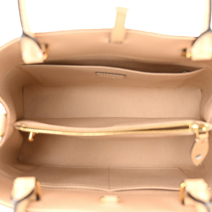 Louis Vuitton Vernis Montaigne MM Dune 5 of 14