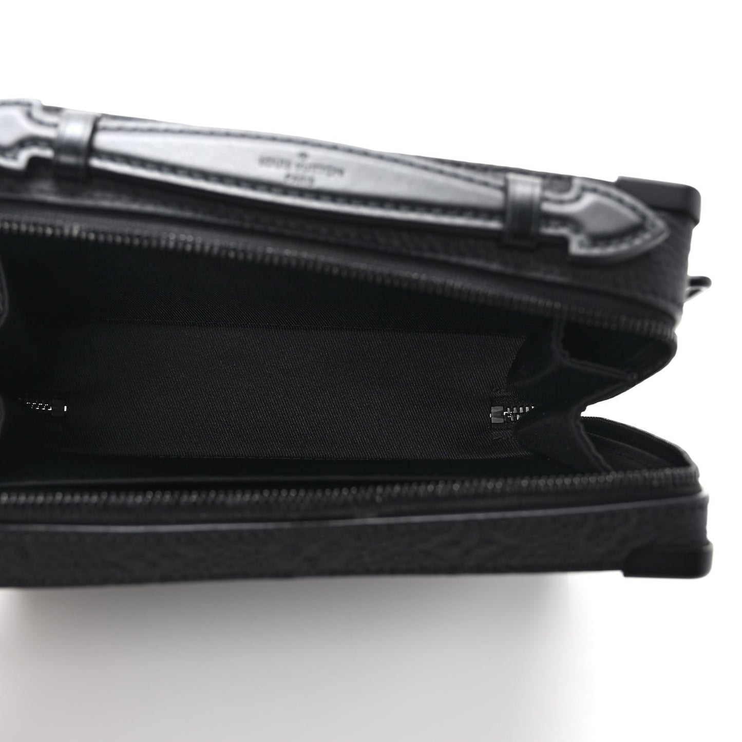 Taurillon Monogram Soft Trunk Black