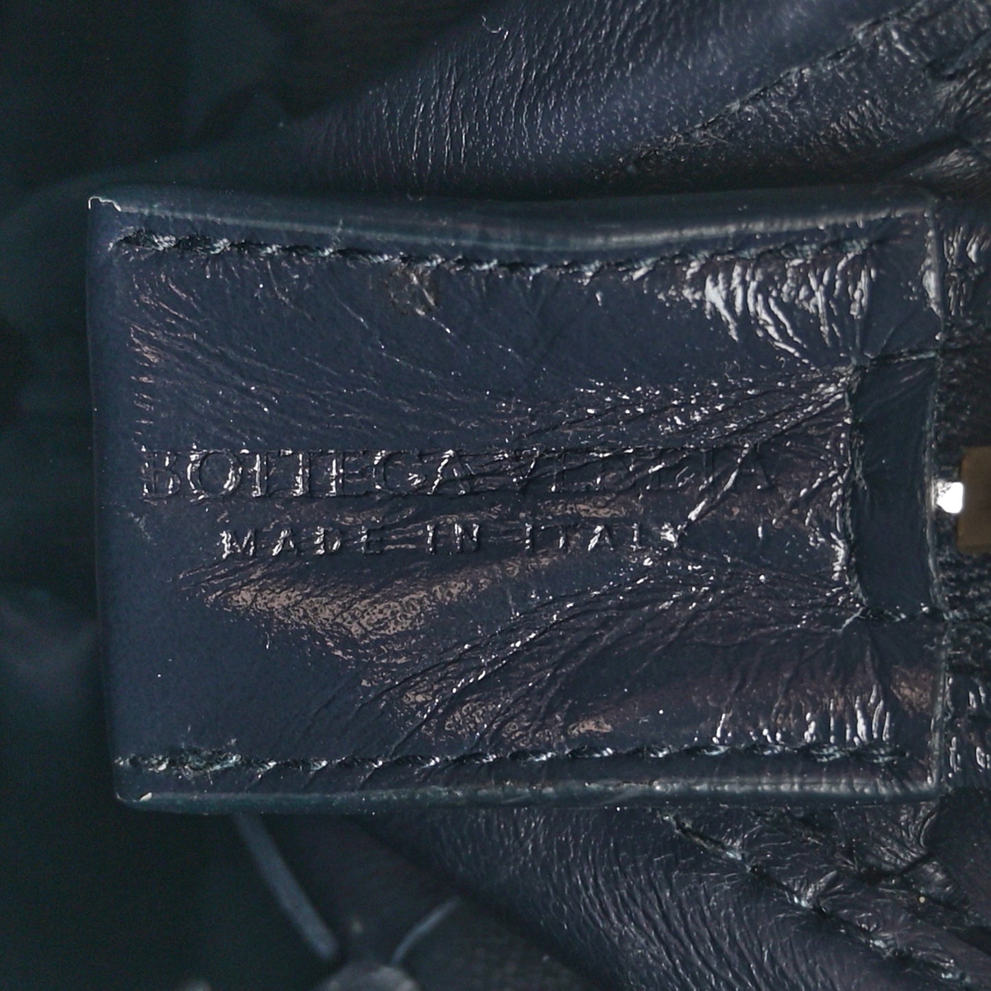 Polished Nappa Intrecciato Knot Small Loop Camera Bag Space