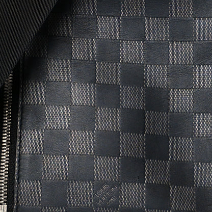 Louis Vuitton Damier Infini Discovery Messenger BB Onyx 7 of 11
