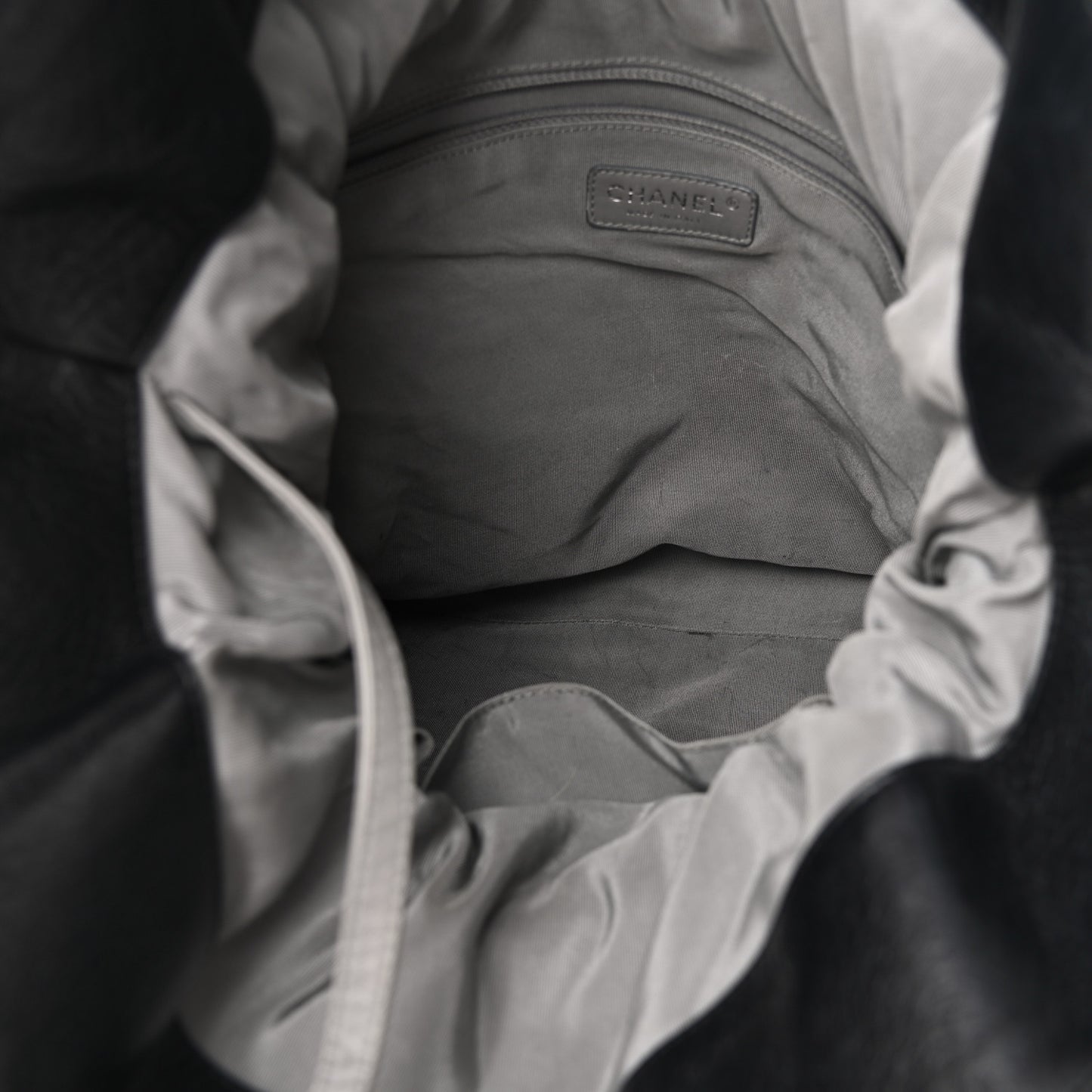 Lambskin Igloo Drawstring Tote Black