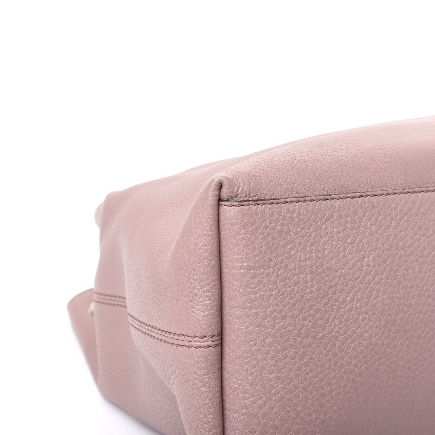 Pebbled Calfskin Medium Soho Chain Shoulder Bag Dark Cipria