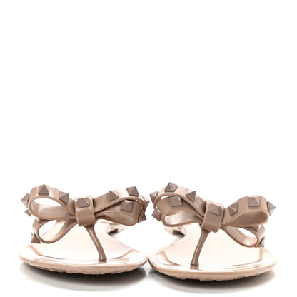Valentino Garavani PVC Jelly Rockstud Bow Thong Sandals 38 Poudre 2 of 7