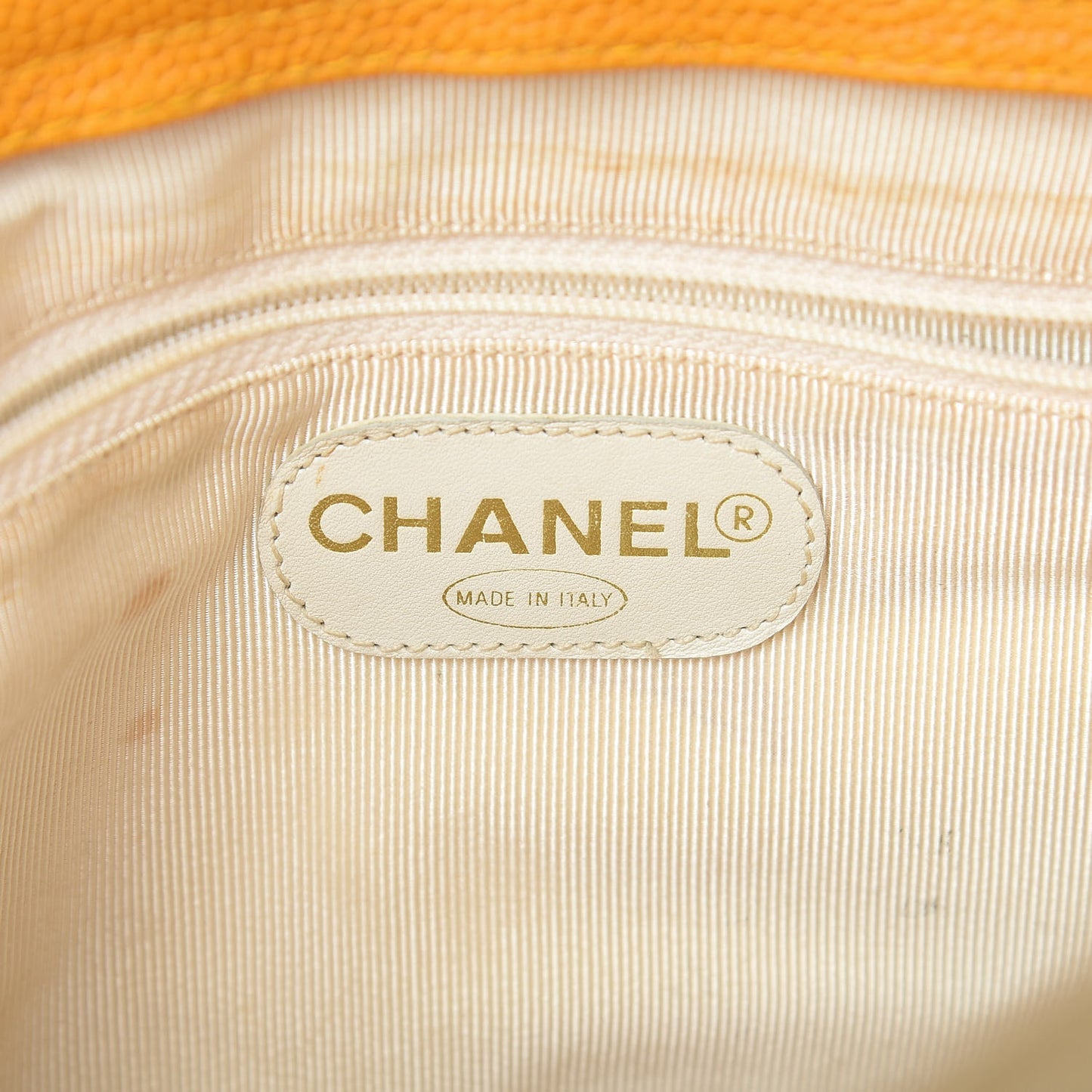 Caviar CC Shoulder Bag Yellow