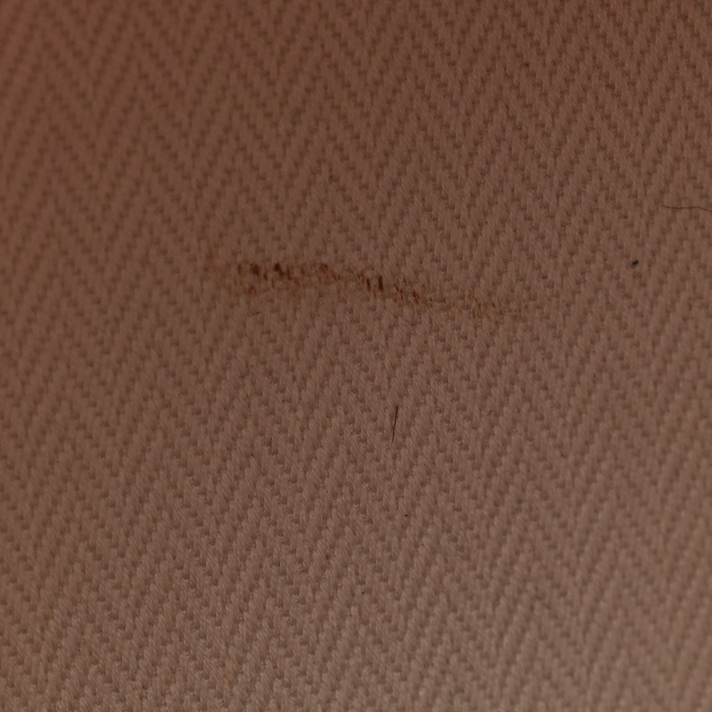 Grained Calfskin Soft Margaux 17 Black