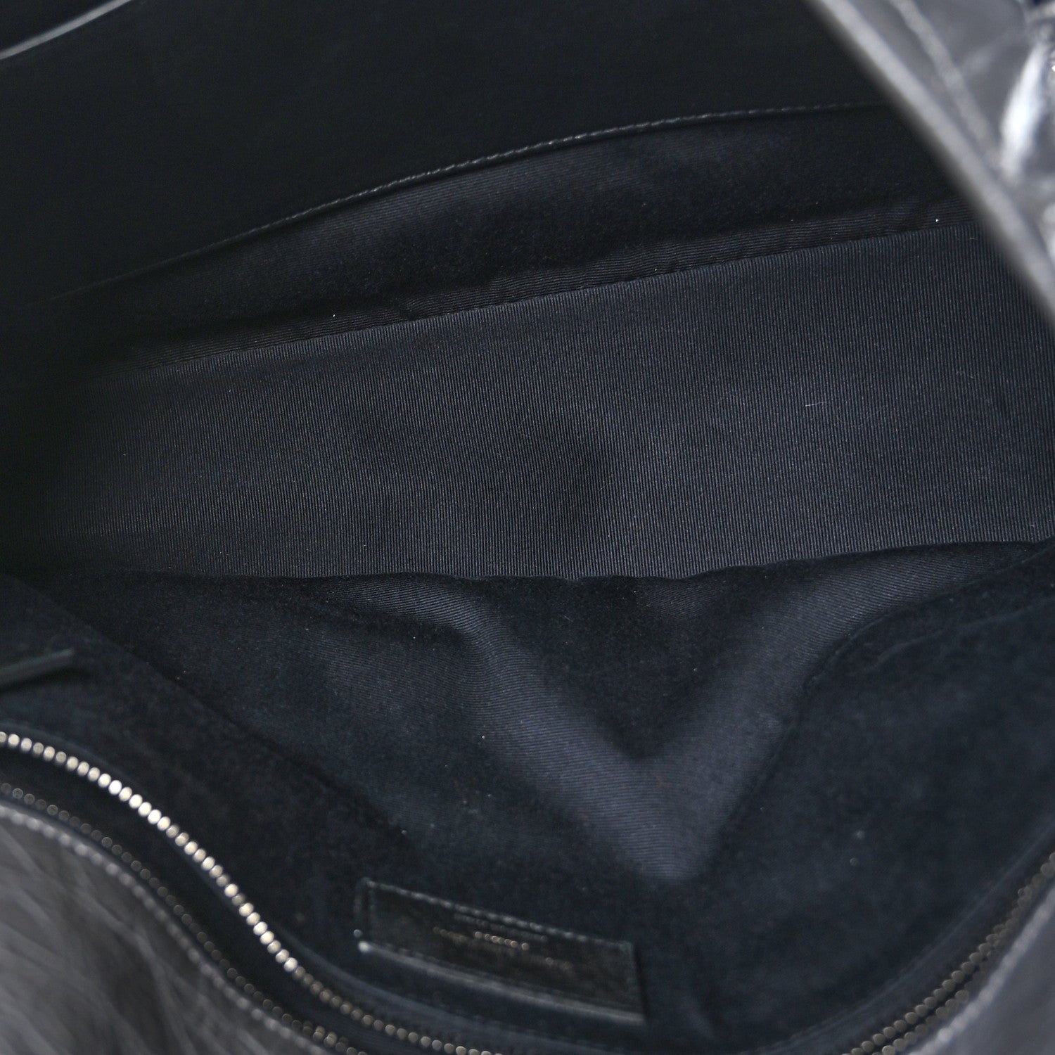 Saint Laurent Crinkled Calfskin Matelasse Monogram Large Niki Chain Satchel Storm 5 of 9
